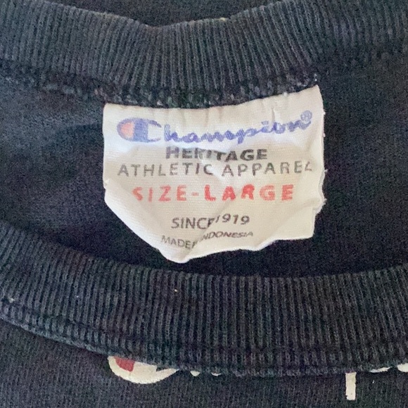 T-shirt - Picture 2 of 3